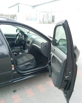Skoda Octavia cena 24000 przebieg: 260000, rok produkcji 2011 z Jeziorany małe 67